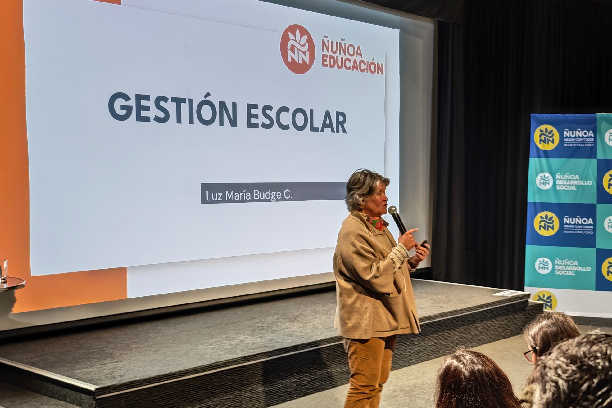 Directivos de los Establecimientos Educacionales participaron en charla de  Gestión Escolar