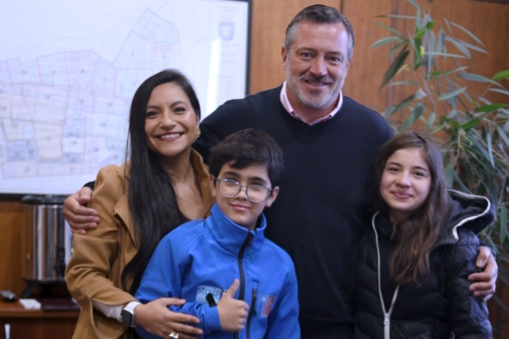 Alcalde Sichel destaca estudiantes de Academia Avanza: ¡Talento ñuñoíno a nivel nacional!