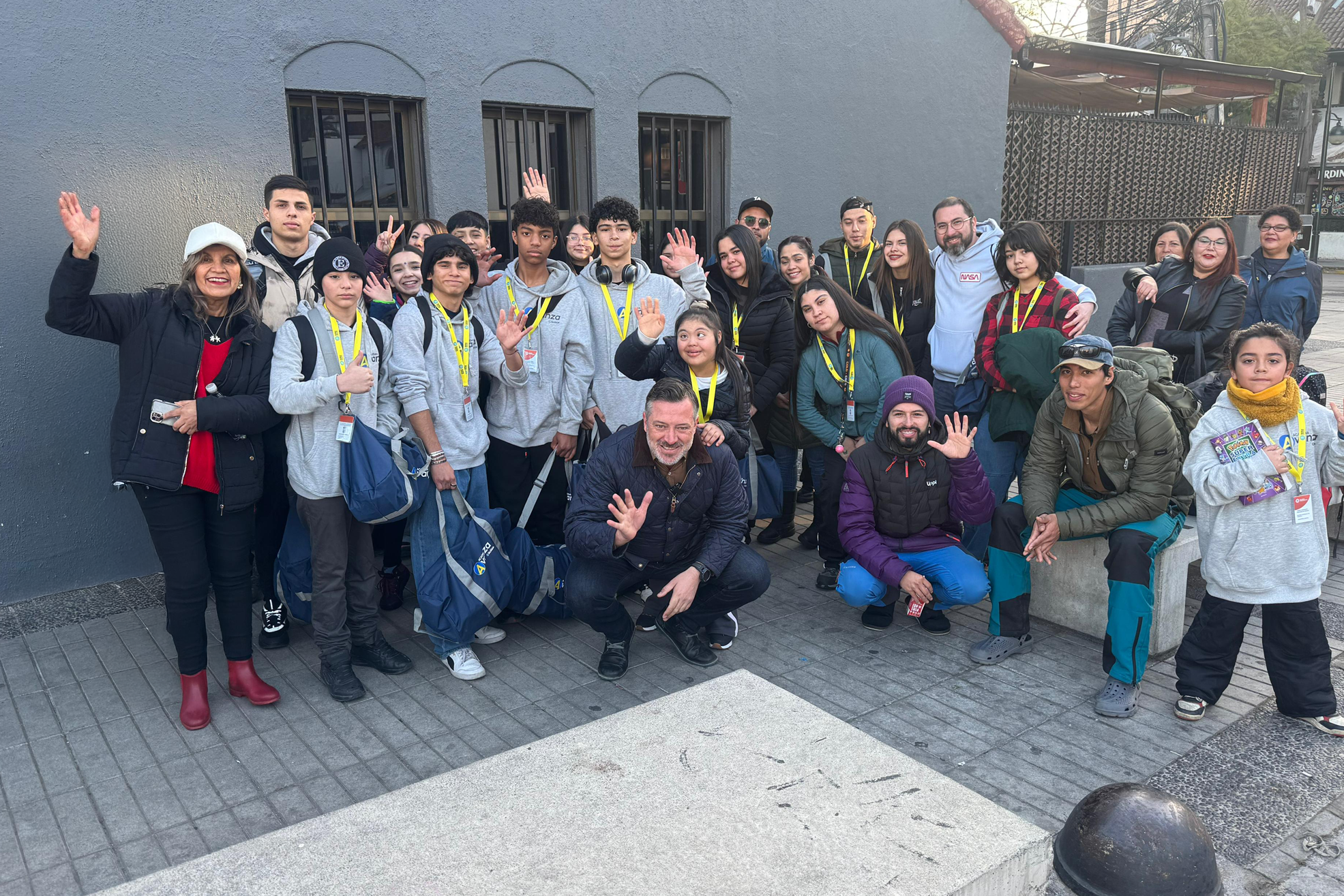 Alcalde Sichel estuvo en despedida de Estudiantes de Academia Avanza en salida Refugio Suizo