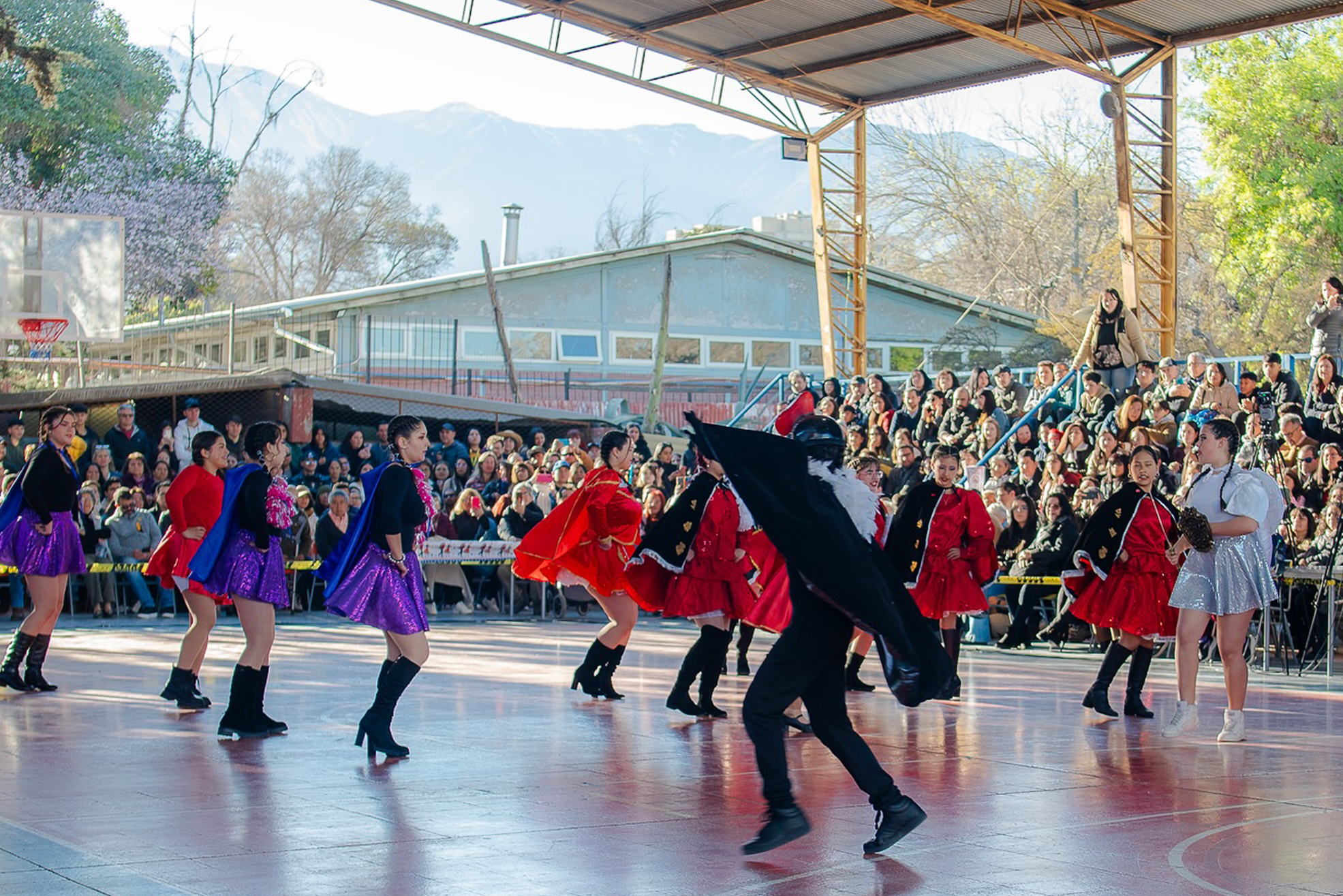 ¡Nuestros colegios se llenan de cuecas y tradiciones para celebrar Fiestas Patrias!