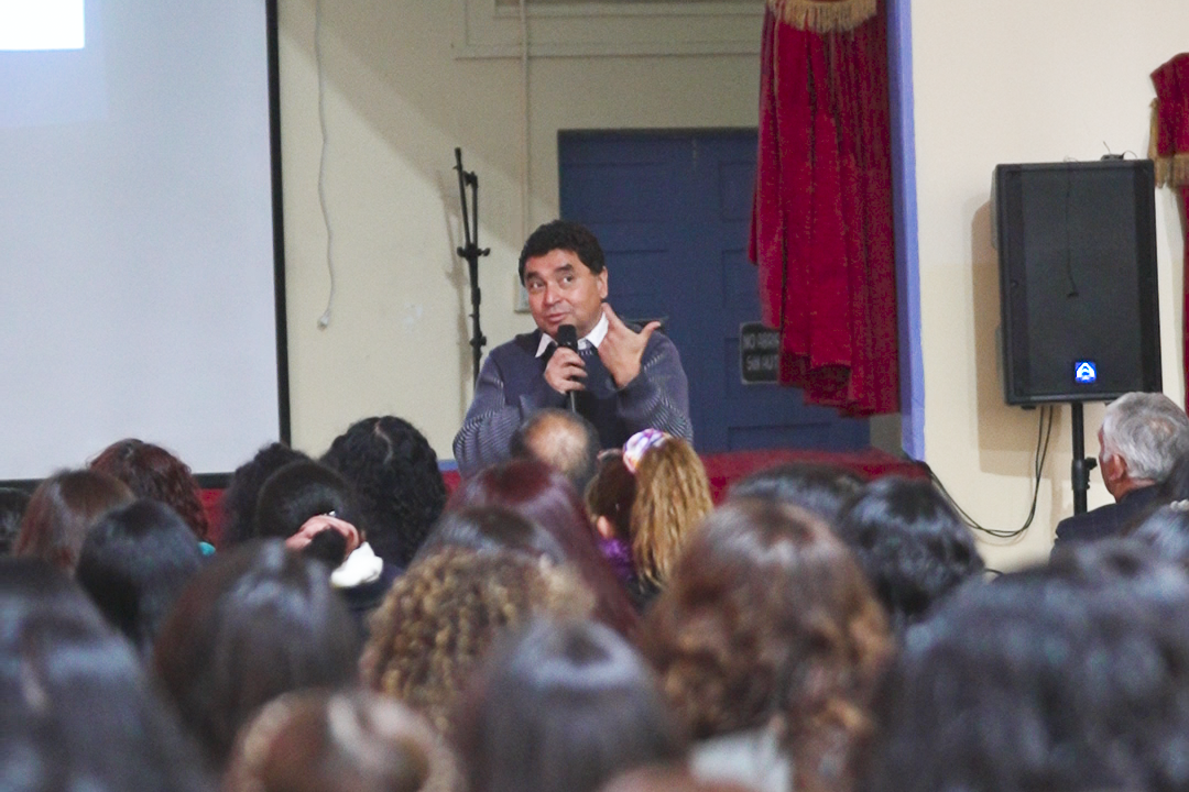 “Miradas Diversas: comprendiendo la neurodivergencia en la escuela”