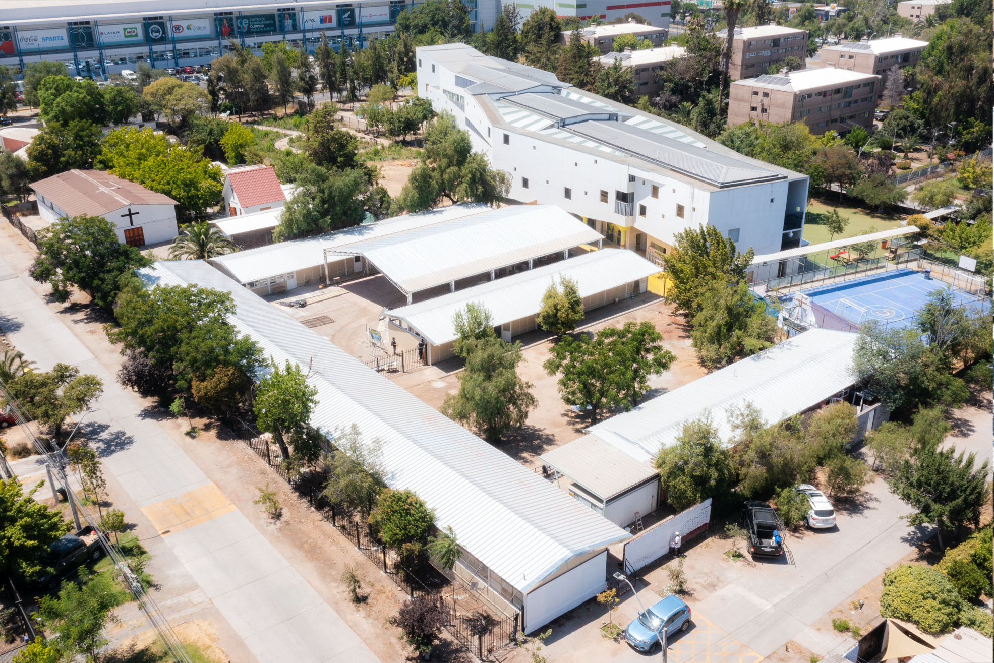 Avanzan obras de rehabilitación en Colegio Benjamín Claro Velasco