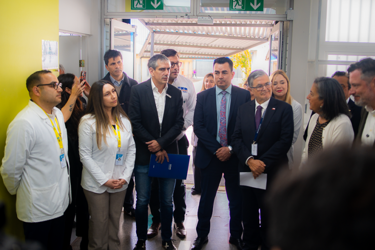 MINISTRA DE SALUD EN DROGUERIA 1