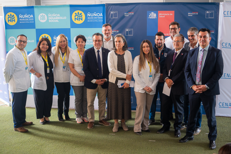 MINISTRA DE SALUD EN DROGUERIA 9