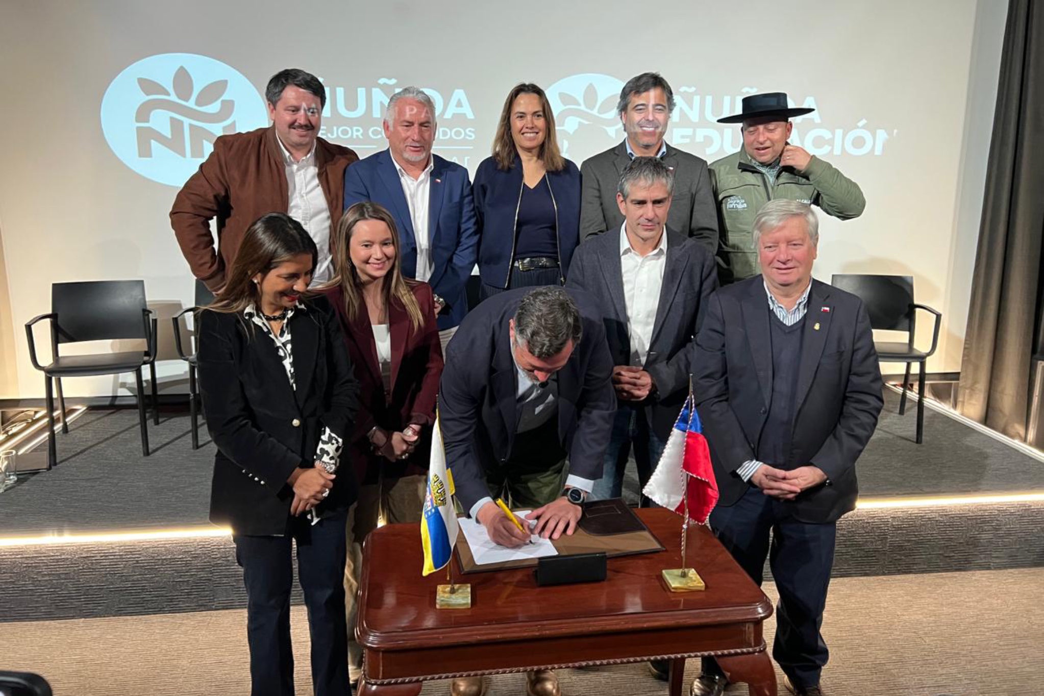 Ñuñoa recibió a alcaldes y expertos para analizar la implementación de los SLEP y promover una transición diferenciada.